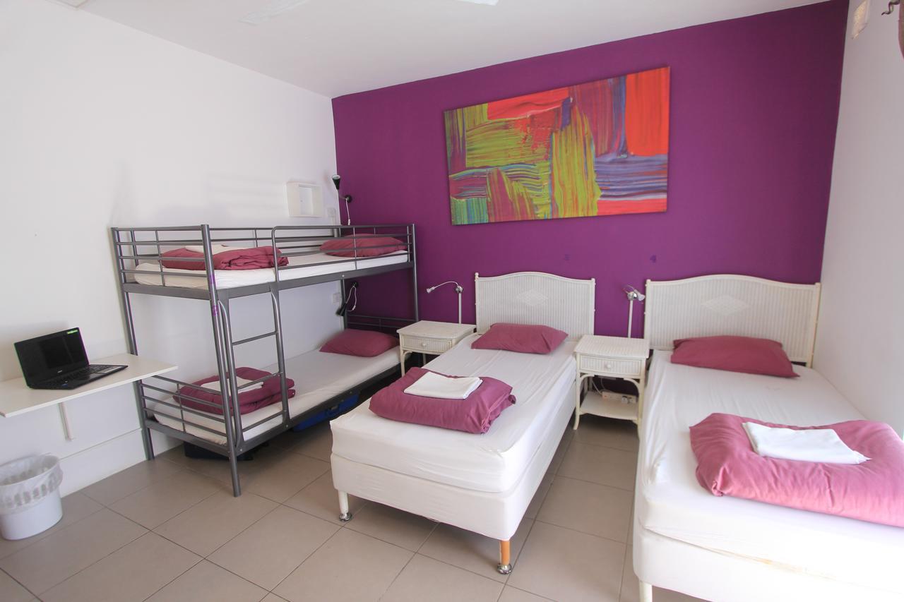 Metropole Budget Hostel St. Julian's Exterior foto